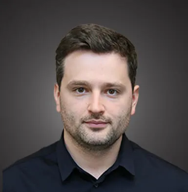 Artur Saakov headshot for Wolf Advanced Technology